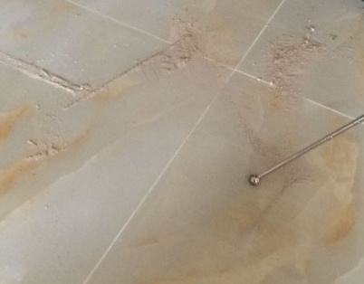 乐清瓷砖空鼓维修公司分享粘合剂选择不当在瓷砖铺贴过程中可能导致以下问题